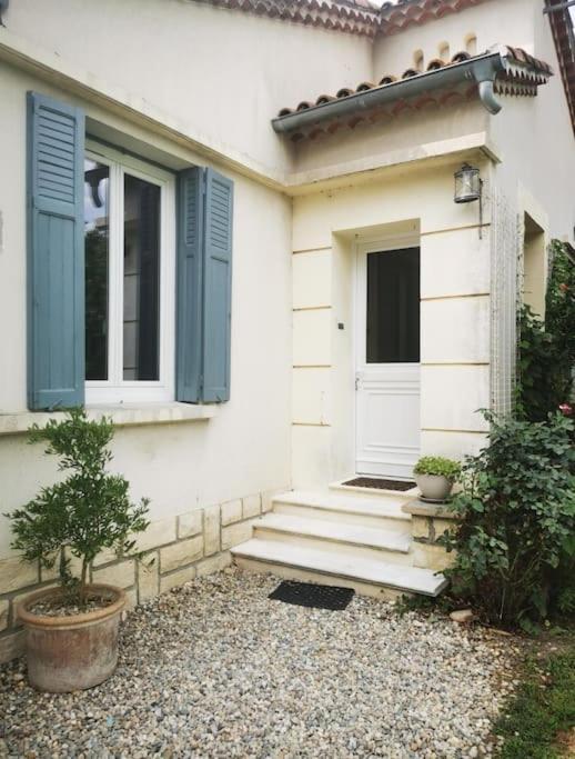 Maison Avec Piscine Dans Village Provencal. Courthézon Exterior foto
